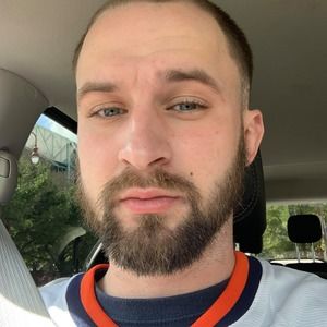 Meet your Posher, Casey